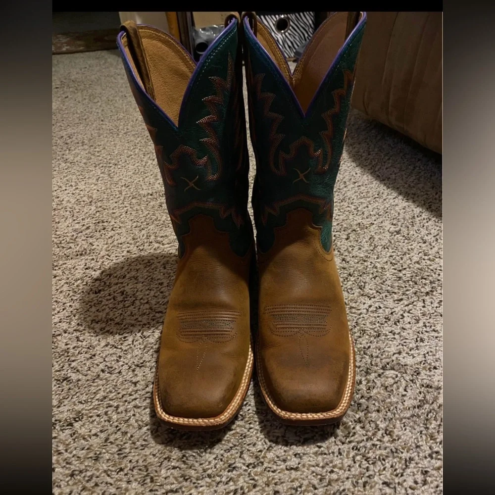 Women’s Twisted X boots - Picture 2 of 2